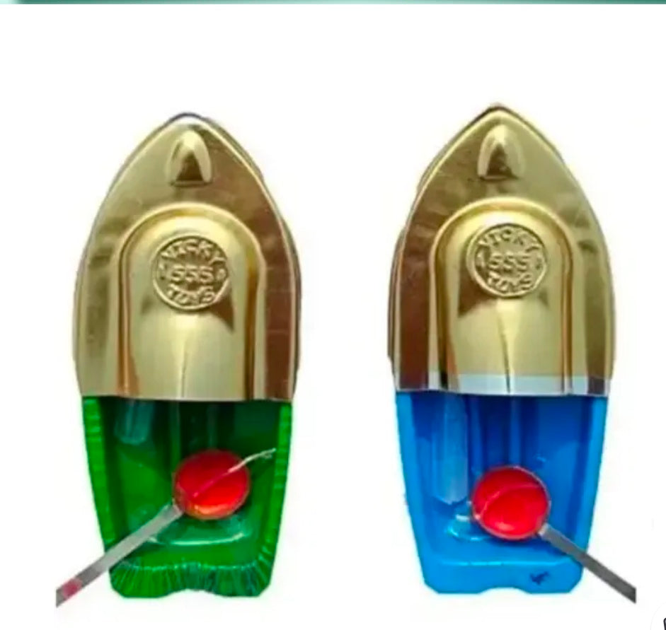90s Classic Oil-Powered Steam Boat Toy
